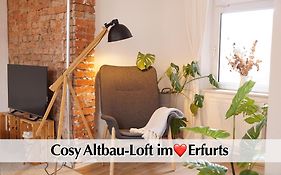 Wohnliches Altbau Loft HomeSweetHome im Erfurter Zentrum